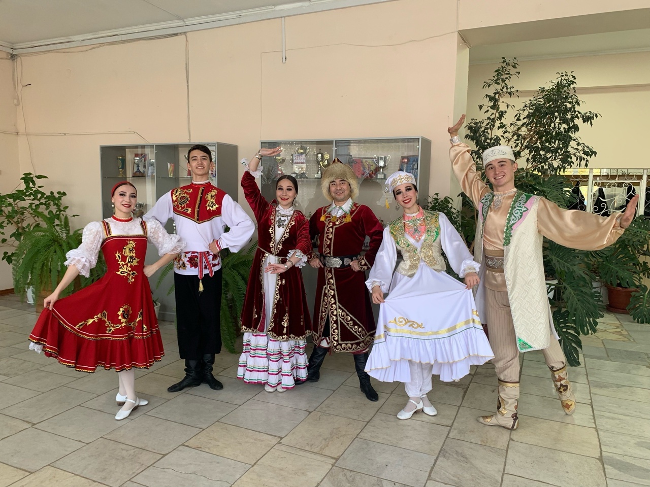 Их репертуар - живое воплощение народного единства