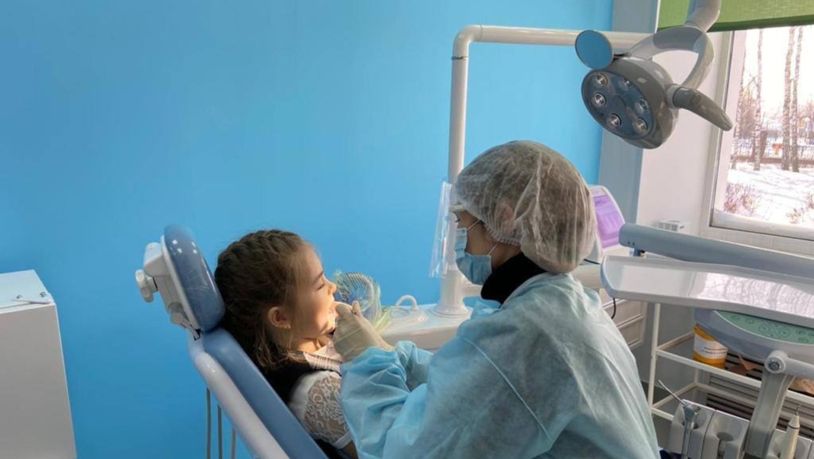 В школах Башкирии до конца года заработают 8 новых стоматкабинетов