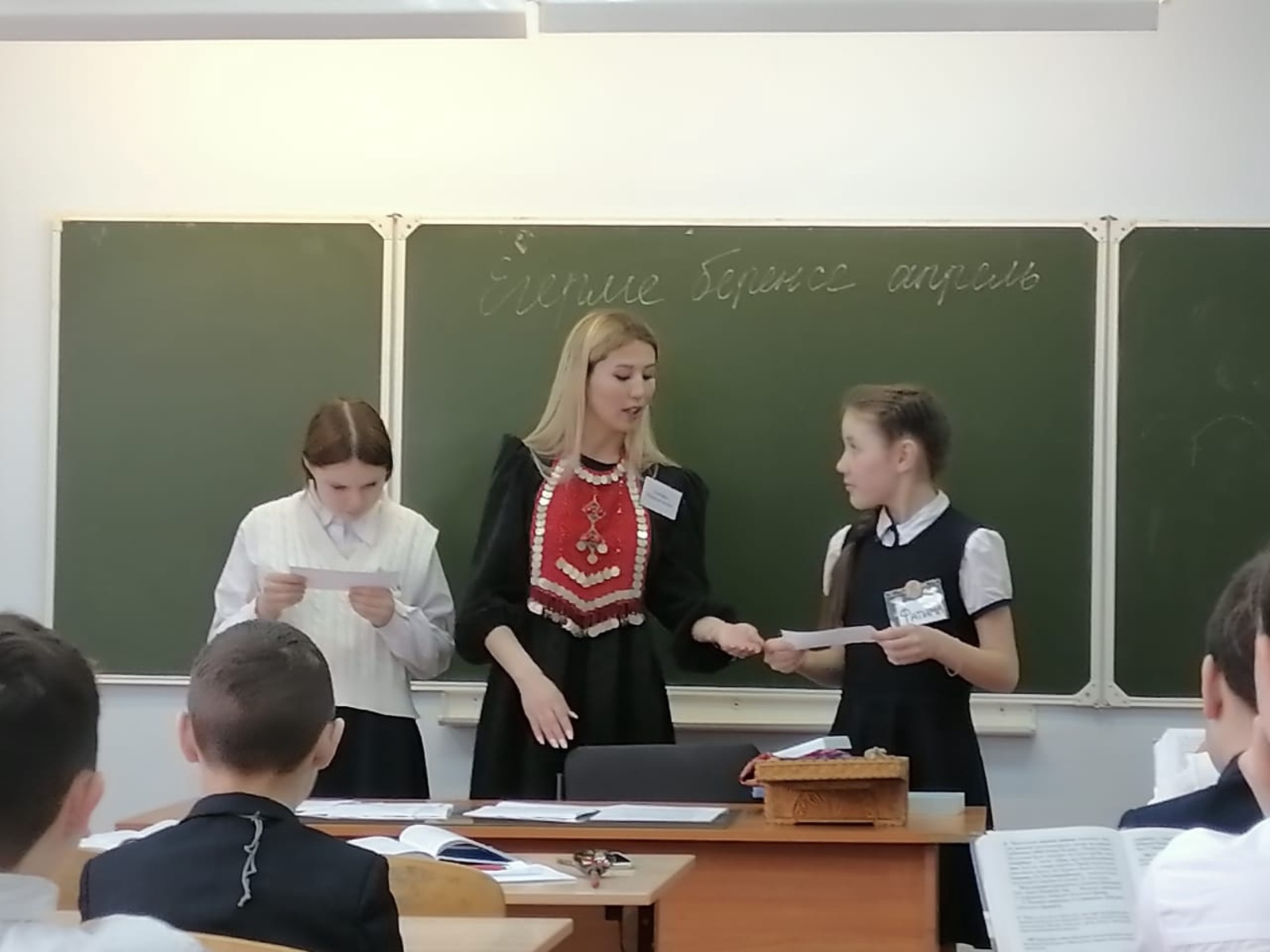 Гульнара Казарбаева из Сибайского института победила в номинации «Лучший урок» республиканского конкурса