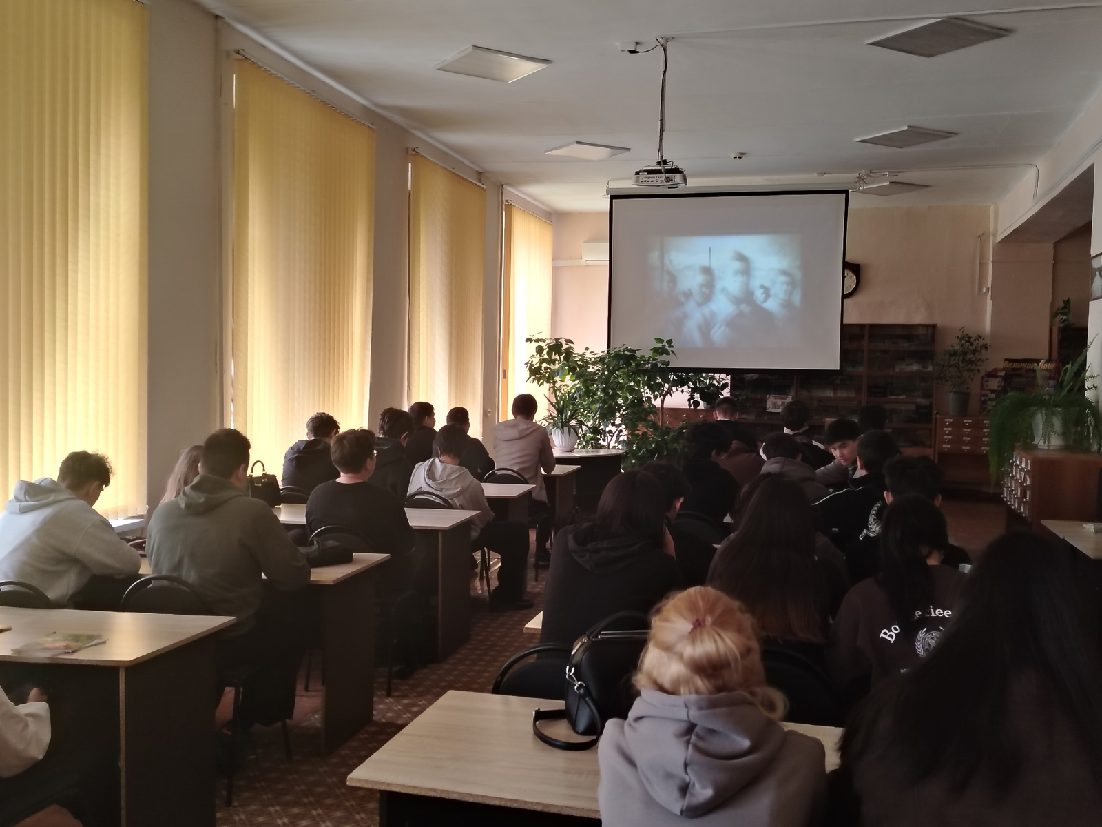 В Башкирии проходят лекции Общества «Знание» о геноциде советского народа