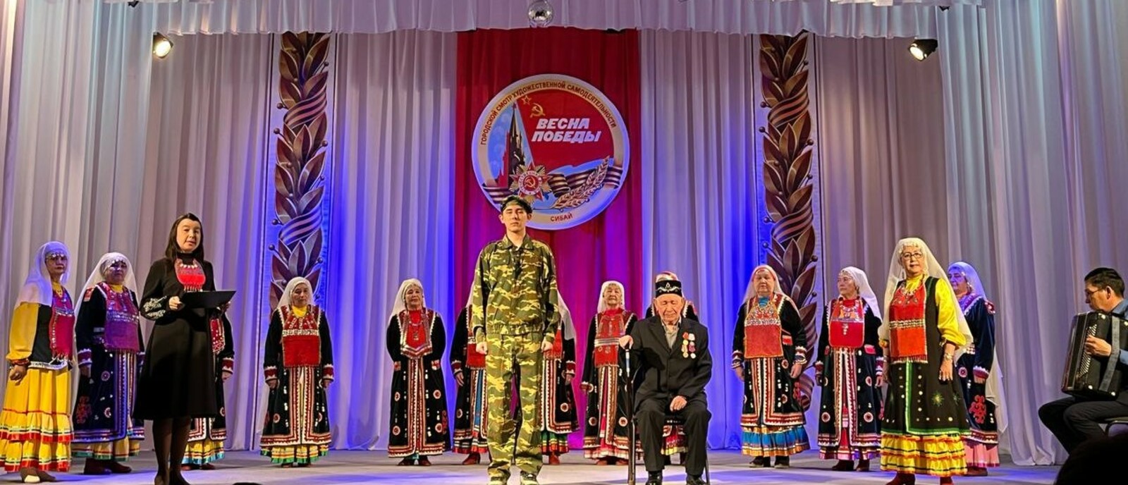 О тех, кто сражался за Родину, - в стихах и песнях