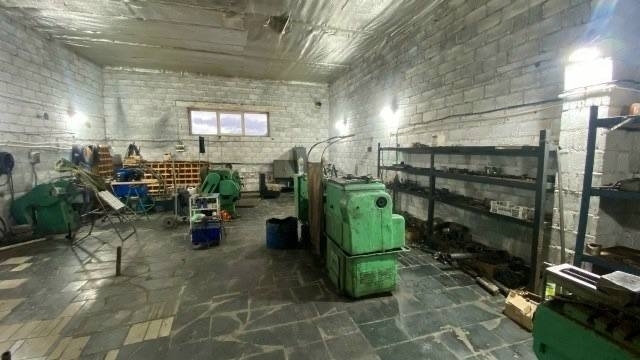 Начал свое дело в сфере металлообработки