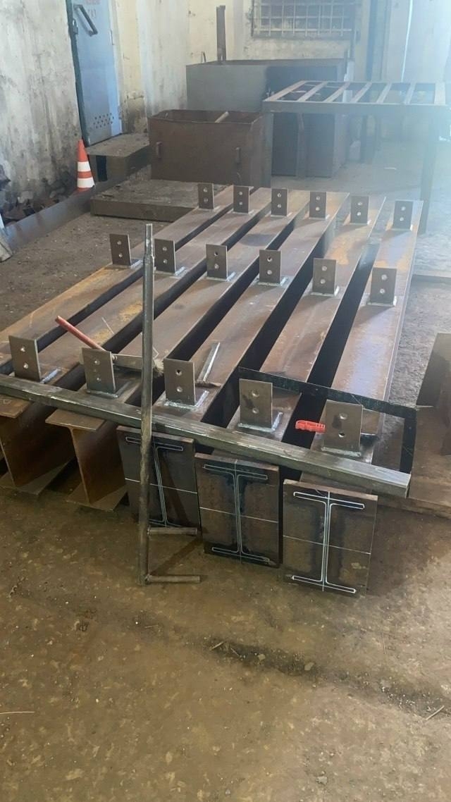 Начал свое дело в сфере металлообработки