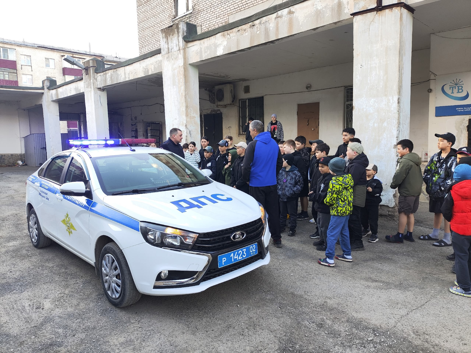 Начальник Госавтоинспекции Сибая встретился с юными спортсменами