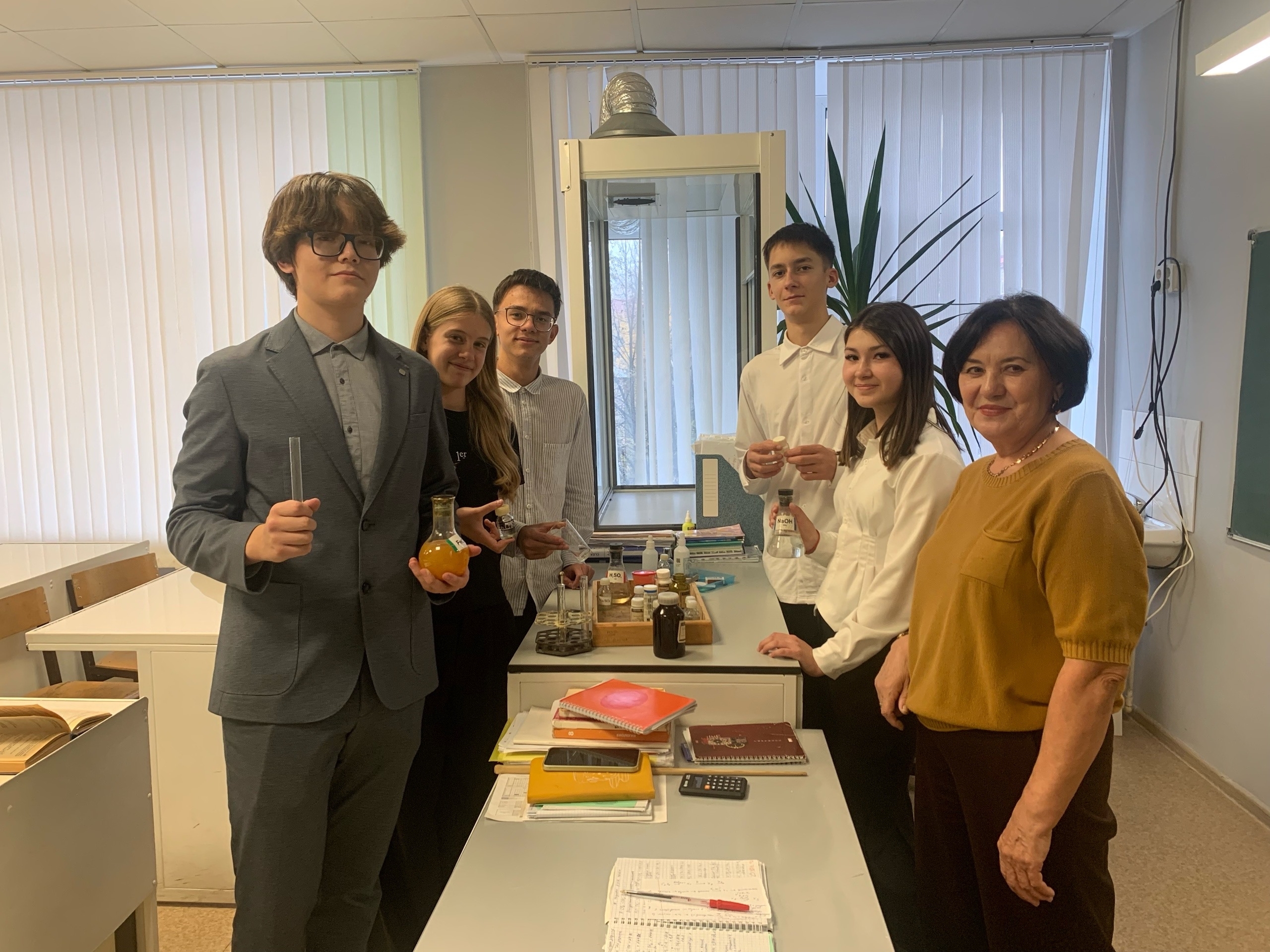 Лучший совет - учите химию!