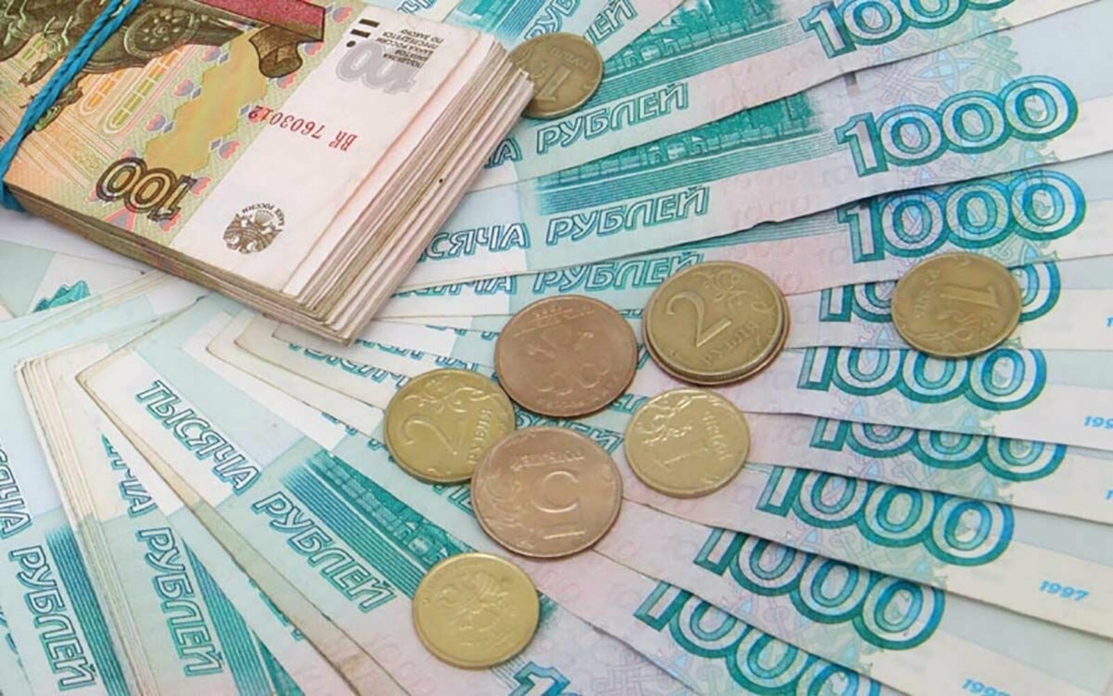 В России увеличат МРОТ, прожиточный минимум, зарплаты бюджетникам и все соцвыплаты