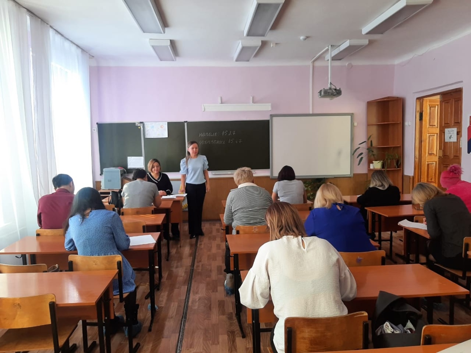 В Сибае состоялась акция «Всероссийские проверочные работы для родителей»