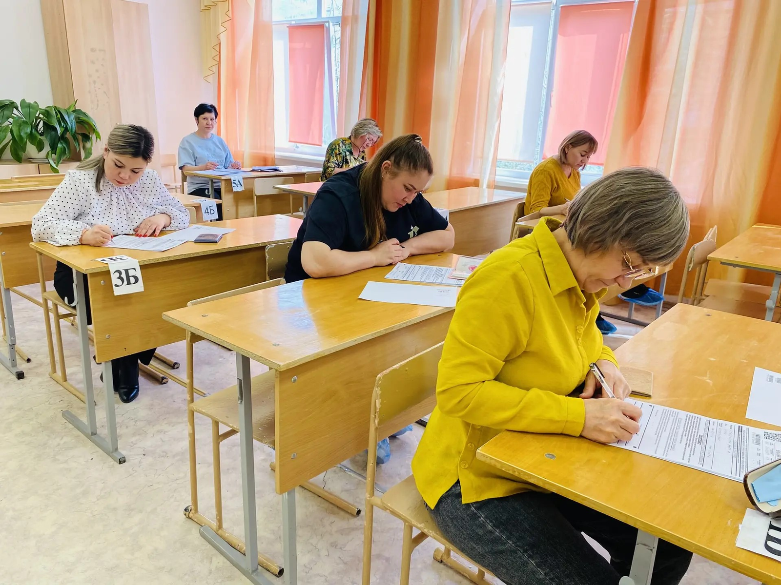 В Сибае родители сдали ЕГЭ