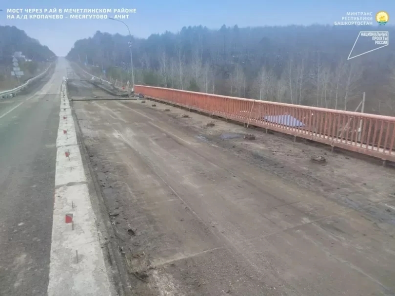 Ремонт моста ведется по плану