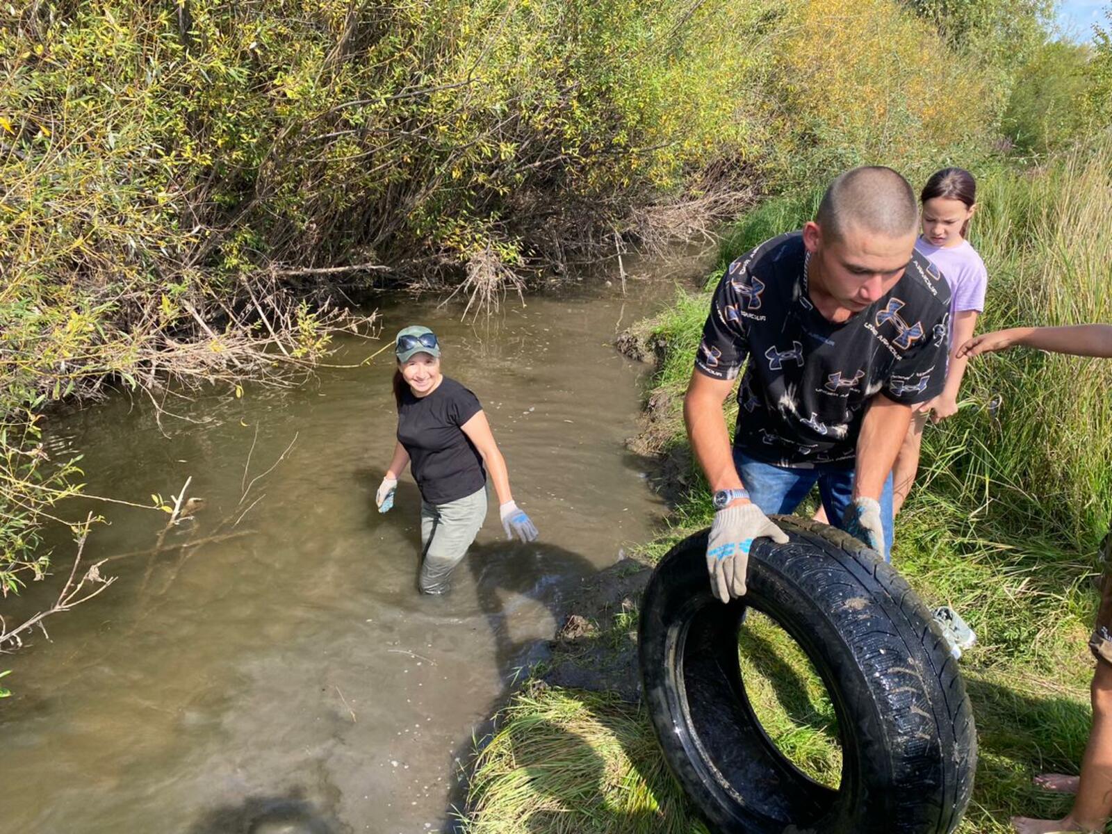 Субботник на реке Карагайлы
