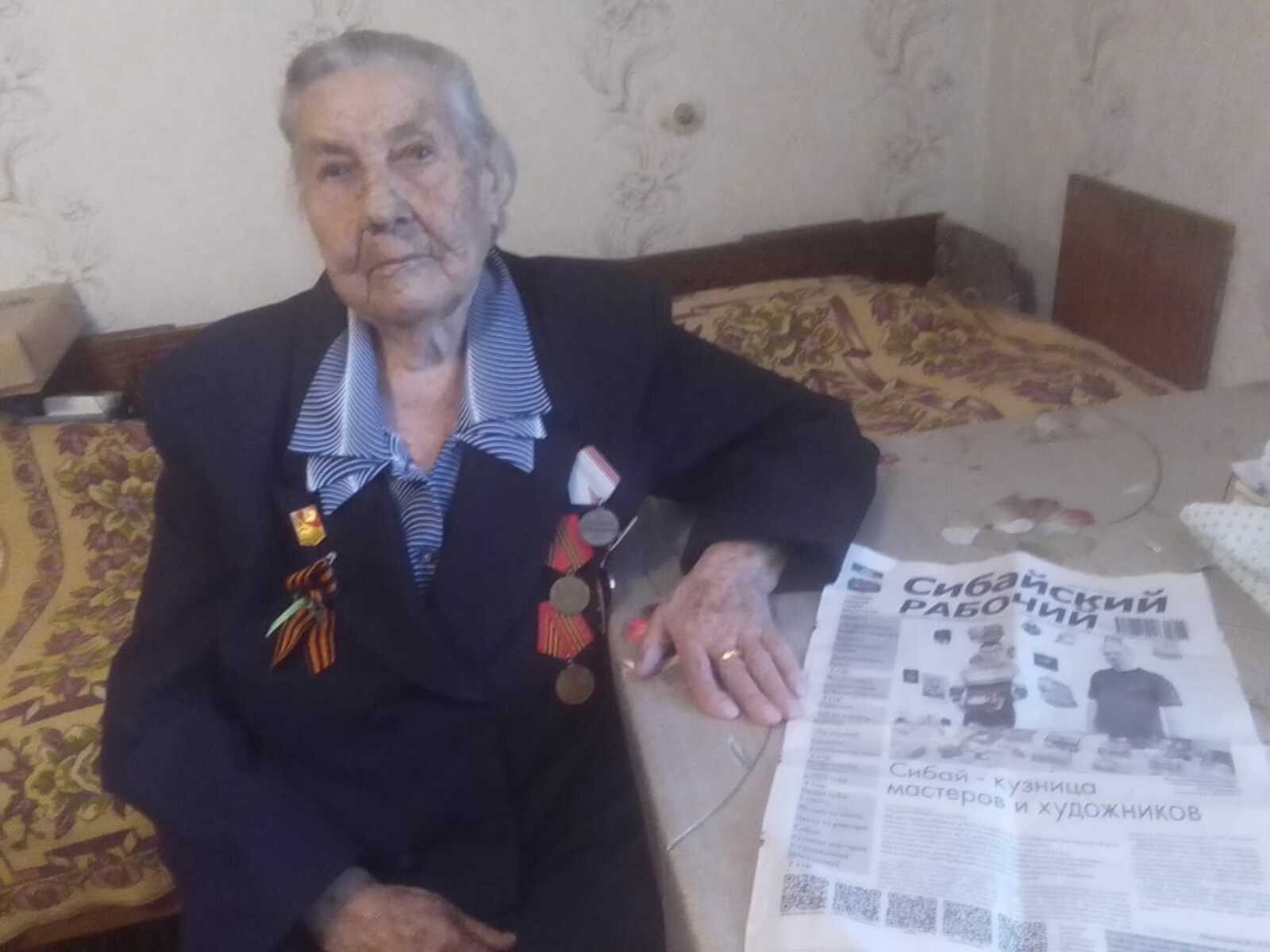 Труженик тыла, 93-летняя Анна Крылова считает «Сибайку» своей отдушиной