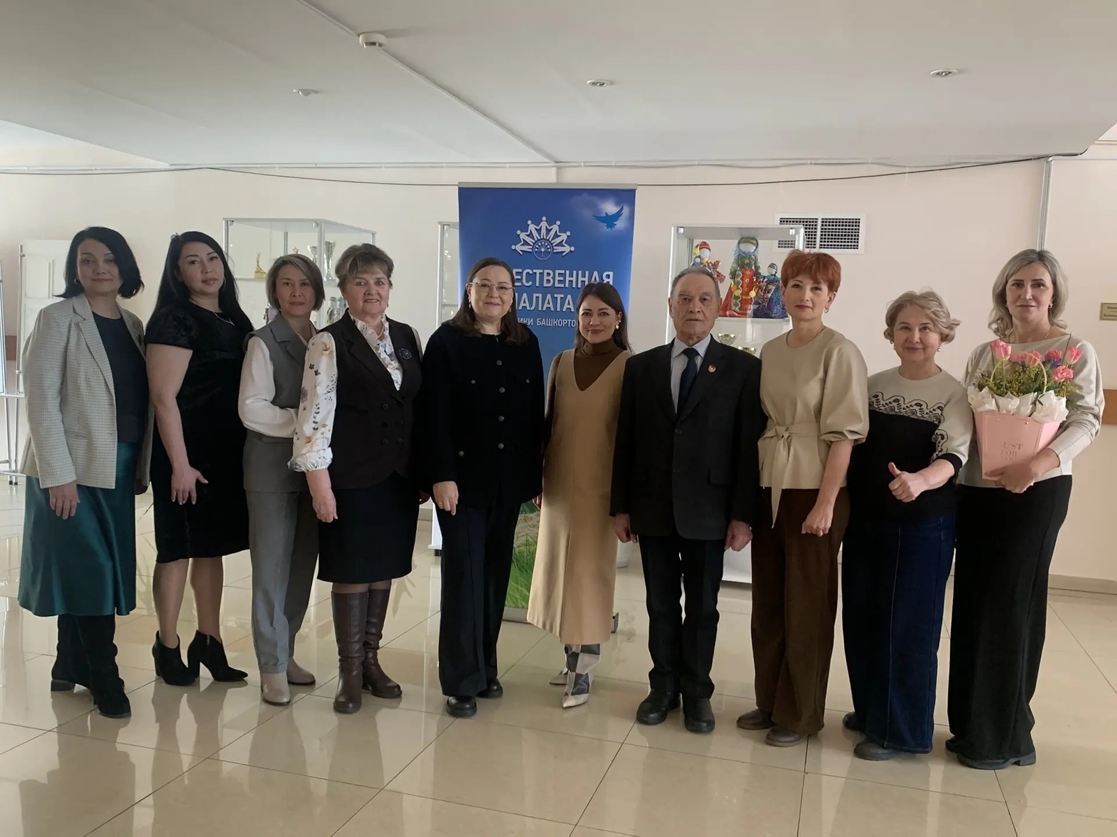 Общественная палата:  мост между властью и народом