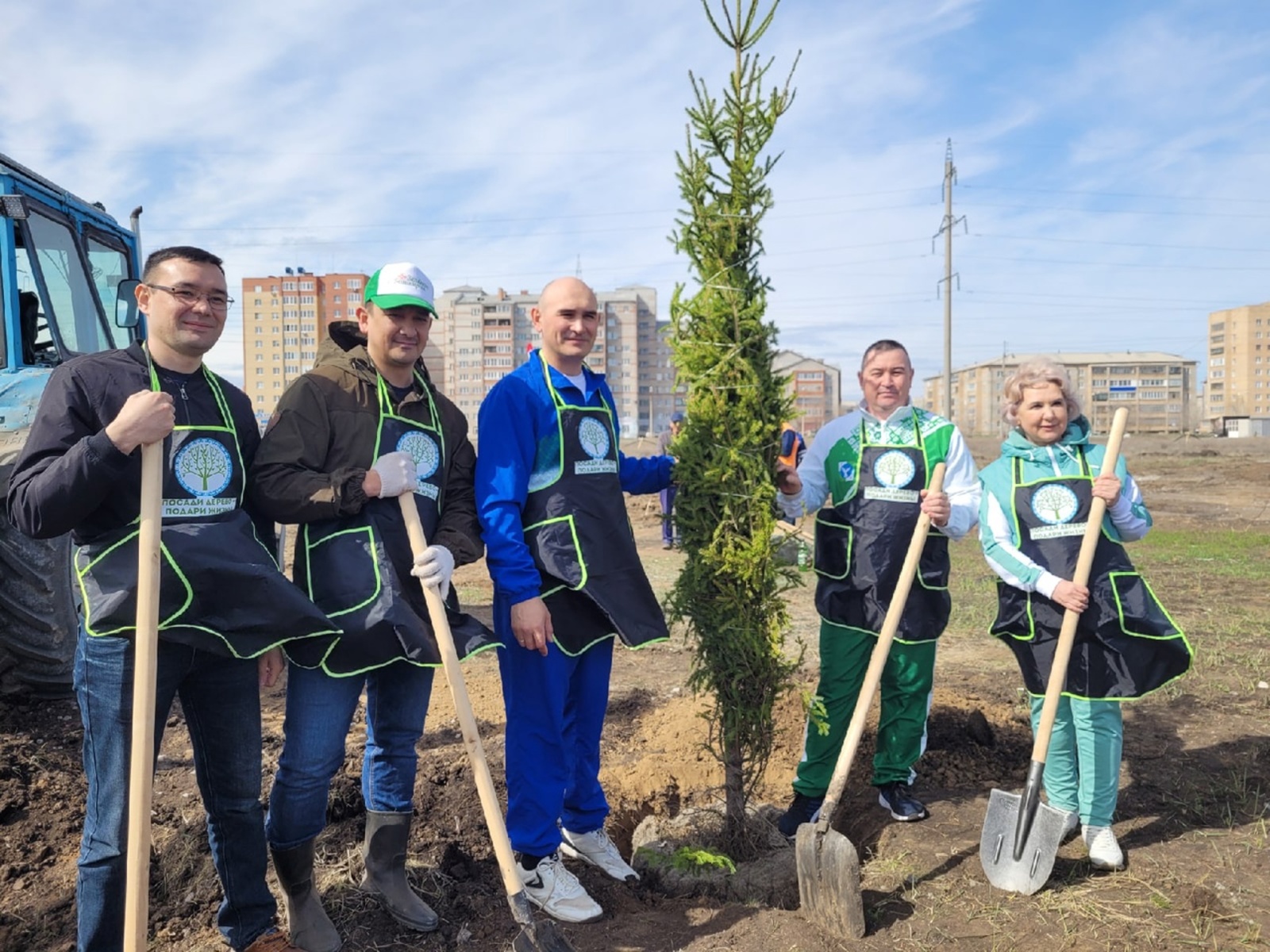 Главы администраций районов Башкирского Зауралья приняли участие в акции «Зеленая Башкирия»