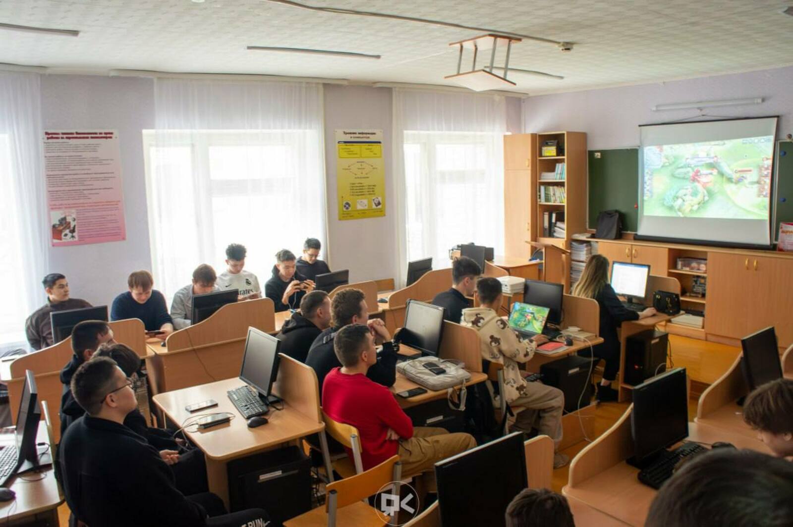 В Сибайском институте прошел турнир по киберспорту